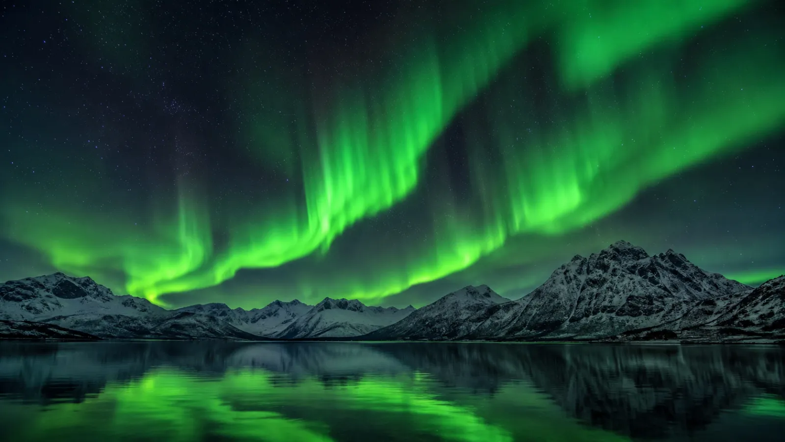 Visible — Green (Eye's Peak)